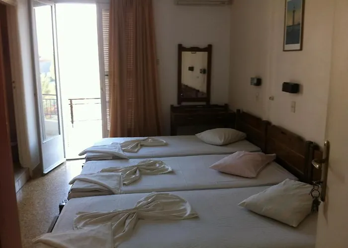 Star Hotel *