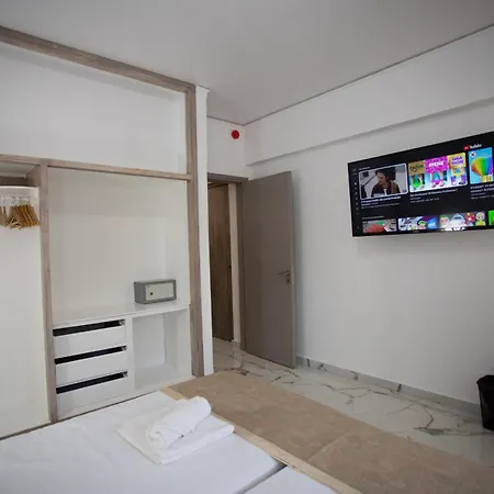 Star Hotell *